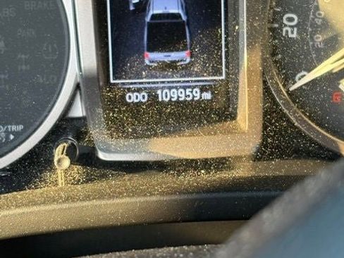 Used 2021 Toyota Tacoma SR5 image 44