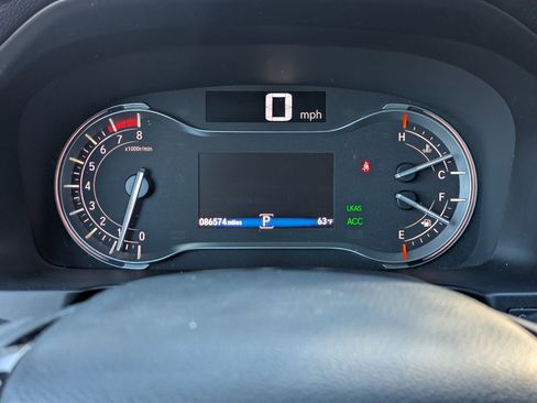 Used 2018 Honda Pilot Touring image 22