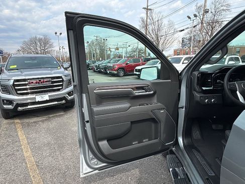 New 2026 GMC Sierra 1500 SLT w/ SLT Premium Plus Package image 26