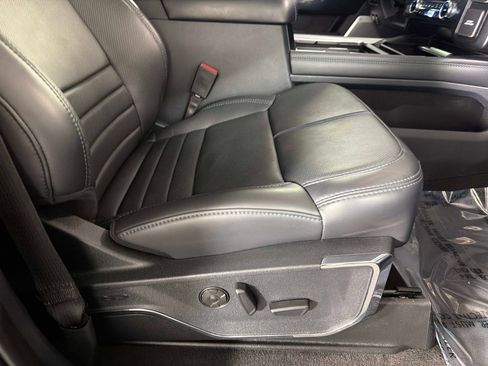 Used 2025 Ford F250 Platinum AWD/4WD image 20