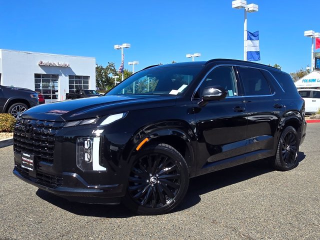Used 2024 Hyundai Palisade Calligraphy AWD/4WD image 3