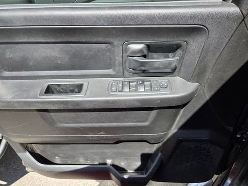 Used 2019 RAM 1500 Tradesman w/ Tradesman SXT Package RWD image 10