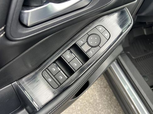 Certified 2023 Nissan Rogue SV w/ SV Premium B Package image 10