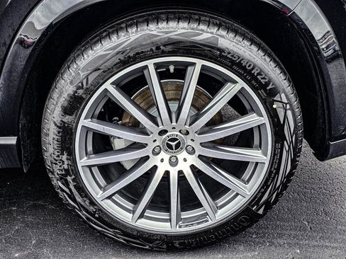 New 2026 Mercedes-Benz GLS 580 4MATIC image 7