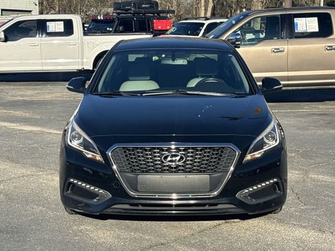 Used 2017 Hyundai Sonata Limited image 2