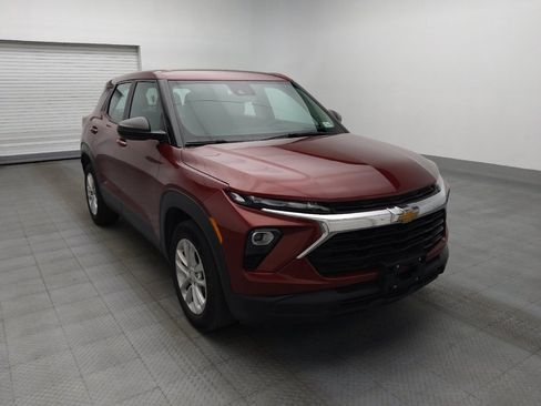Used 2024 Chevrolet TrailBlazer LS FWD image 13