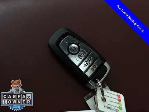 Used 2018 Ford F150 Platinum w/ Equipment Group 701A Luxury AWD/4WD image 31
