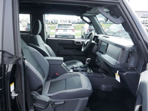 New 2026 Ford Bronco 2-Door w/ Sasquatch Package AWD/4WD image 11