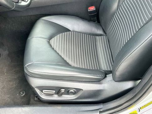 Used 2023 Toyota Camry SE image 18