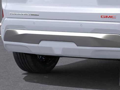 New 2026 GMC Terrain Denali w/ LPO, Floor Liner Package image 15