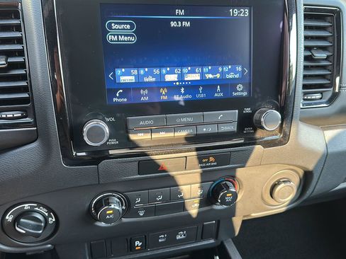 Used 2023 Nissan Frontier SV w/ Midnight Edition Package AWD/4WD image 26
