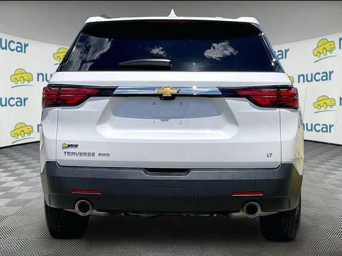 Used 2023 Chevrolet Traverse LT w/ LT Premium Package AWD/4WD image 5