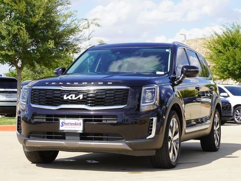 Used 2022 Kia Telluride S AWD/4WD image 3