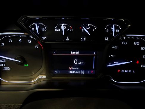 Used 2019 GMC Sierra 1500 SLT w/ SLT Premium Plus Package AWD/4WD image 31