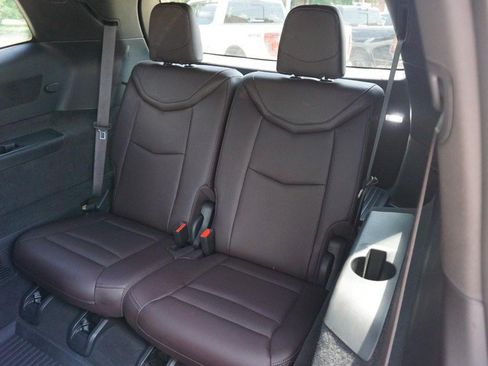 Used 2024 Cadillac XT6 Premium Luxury w/ Technology Package AWD/4WD image 29
