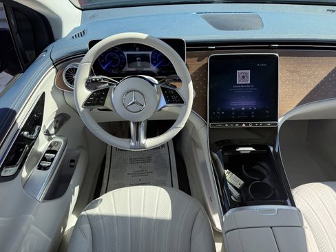 Used 2023 Mercedes-Benz EQE 500 4MATIC SUV image 23