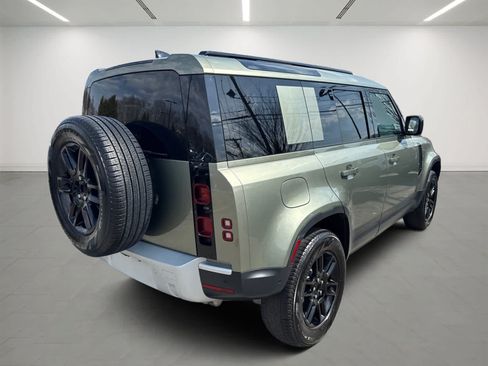 Used 2025 Land Rover Defender 110 S AWD/4WD image 6