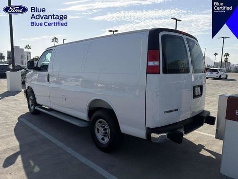 Used 2025 Chevrolet Express 2500 w/ Driver Convenience Package RWD image 18