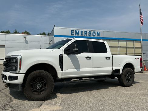 Used 2023 Ford F350 XL w/ STX Appearance Package AWD/4WD image 1