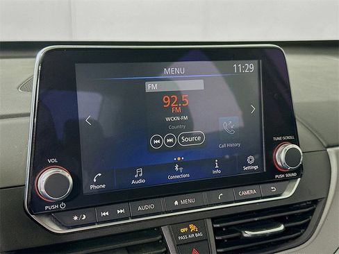 Used 2024 Nissan Altima 2.5 SR image 25