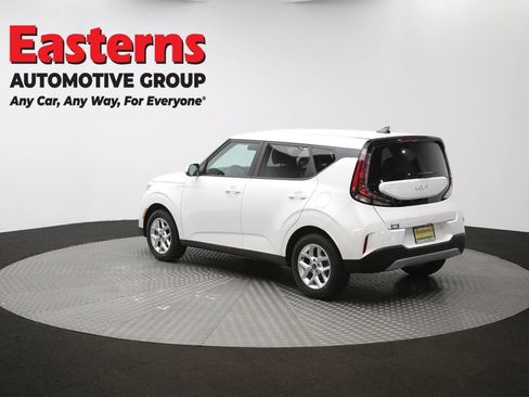 Used 2025 Kia Soul LX FWD image 62