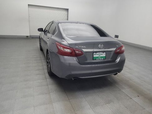 Used 2018 Nissan Altima 2.5 SL FWD image 5