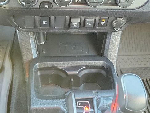 Used 2023 Toyota Tacoma TRD Sport image 30