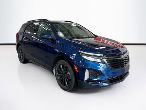 Used 2022 Chevrolet Equinox RS image 3