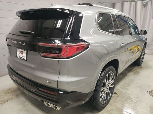 New 2026 GMC Acadia Denali Ultimate image 2