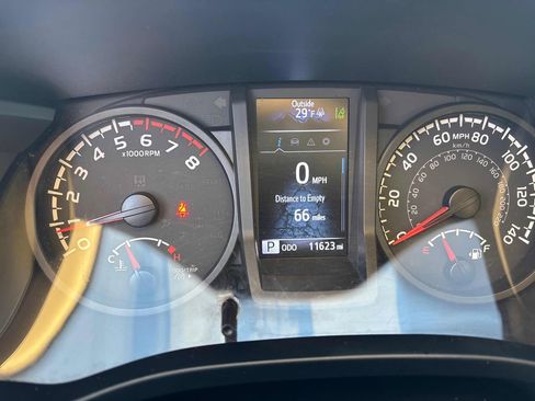 Used 2023 Toyota Tacoma SR w/ SR Convenience Package image 18