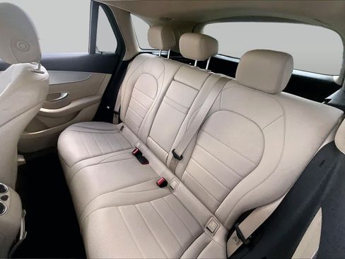 Used 2017 Mercedes-Benz GLC 300 image 19