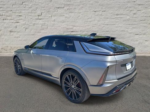 New 2026 Cadillac Lyriq V AWD/4WD image 3
