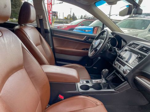 Used 2017 Subaru Outback 3.6R Touring w/ Popular Package #5A image 39