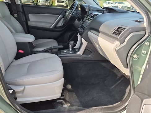 Used 2014 Subaru Forester 2.5i Touring w/ Popular Package #2 AWD/4WD image 31