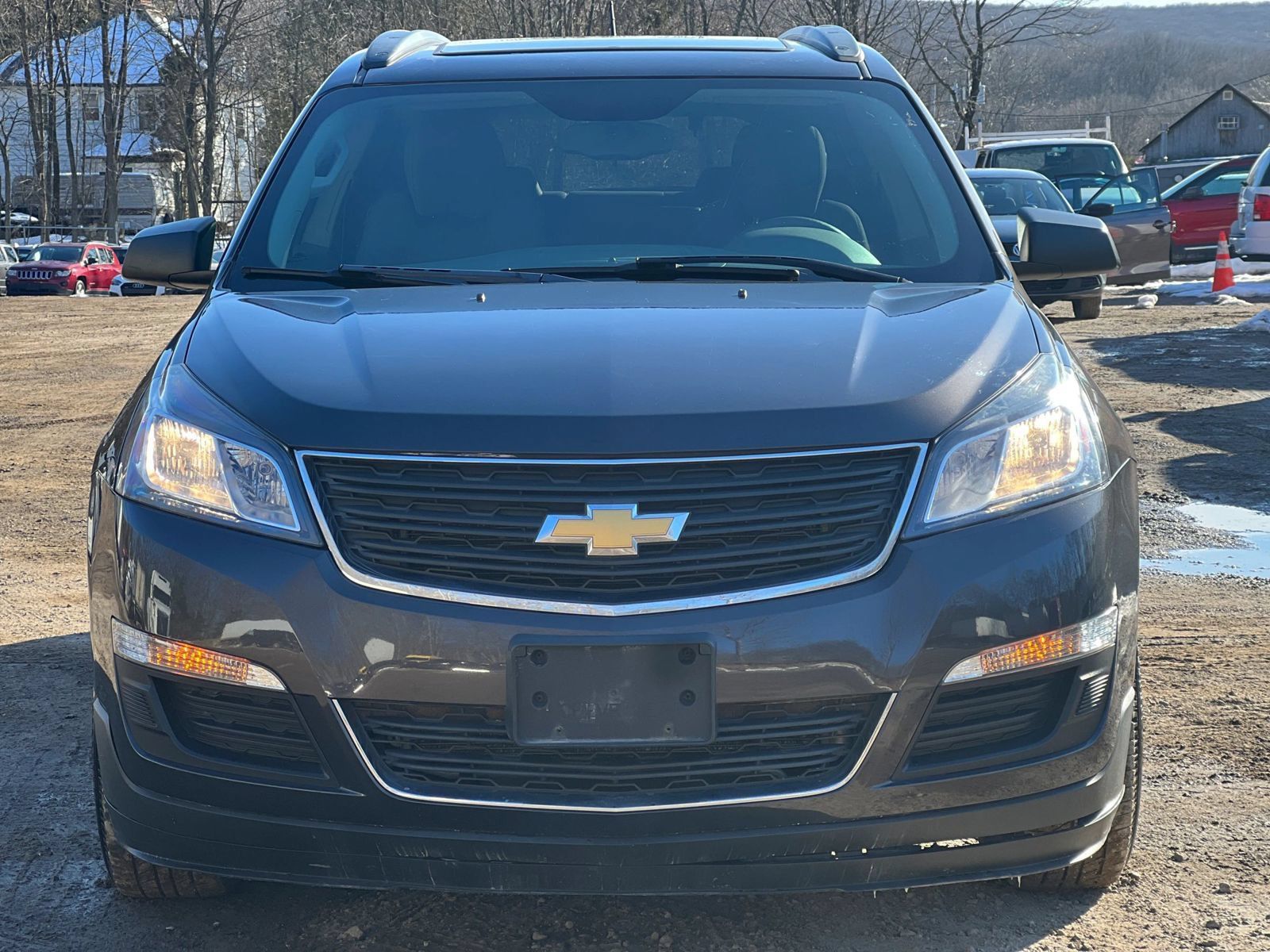 Used 2017 Chevrolet Traverse LS FWD image 1