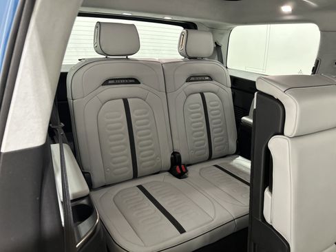 Used 2024 Rivian R1S Adventure image 25