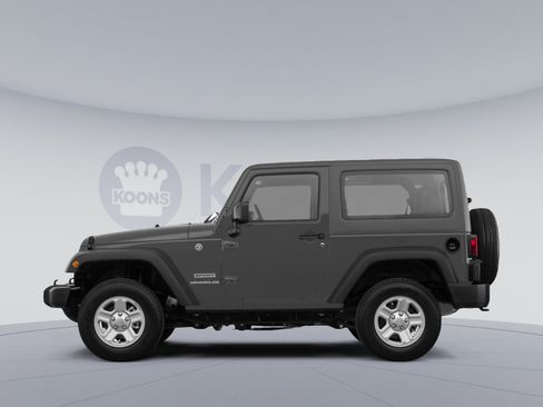 Used 2018 Jeep Wrangler Sport AWD/4WD image 2