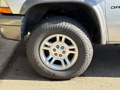 Used 2002 Dodge Dakota 4x4 Club Cab image 9