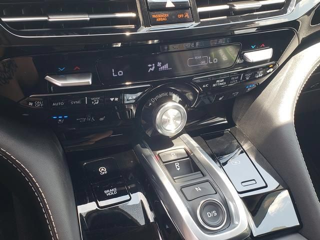 Used 2024 Acura MDX w/ Advance Package AWD/4WD image 24