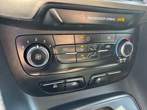 Used 2020 Ford Transit Connect XL image 17