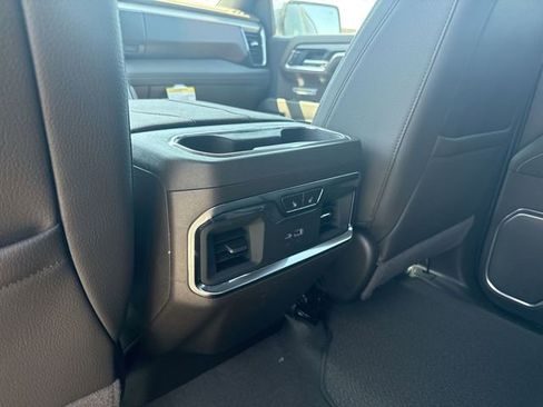 New 2026 GMC Sierra 1500 Denali w/ Denali Reserve Package AWD/4WD image 20