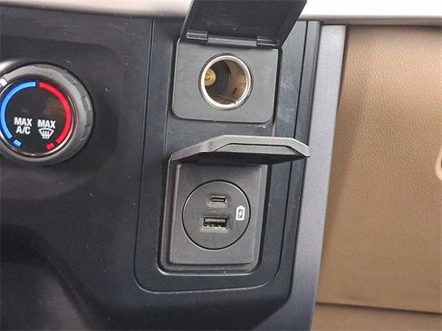 Used 2023 Ford F150 XLT image 23