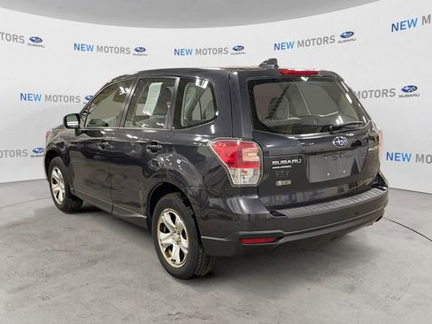 Used 2018 Subaru Forester 2.5i AWD/4WD image 3