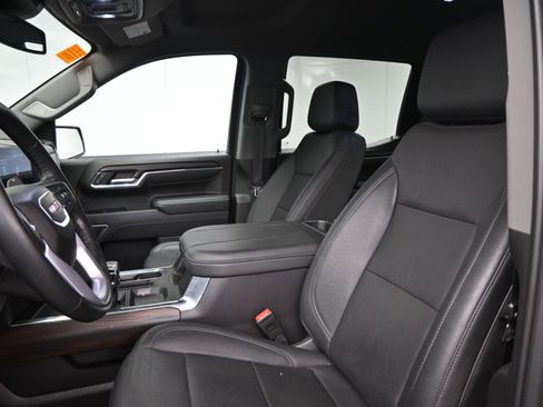 Used 2024 GMC Sierra 1500 SLT w/ SLT Premium Plus Package image 17