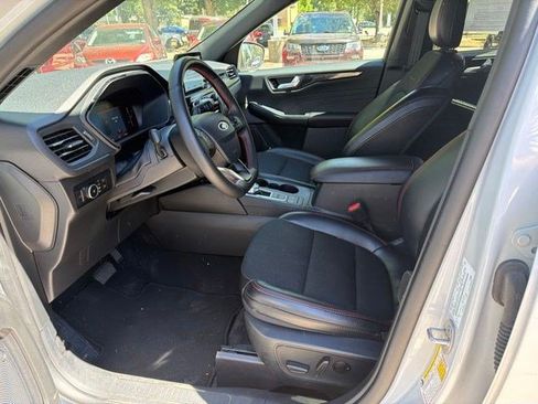 Used 2025 Ford Escape ST-Line Select AWD/4WD image 15