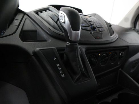Used 2019 Ford Transit 150 148 Medium Roof RWD image 18