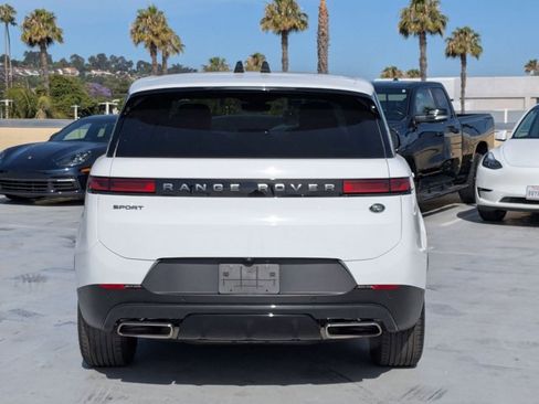 Used 2023 Land Rover Range Rover Sport SE image 6
