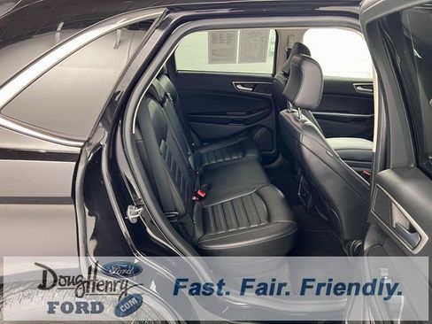 Used 2023 Ford Edge SEL image 35