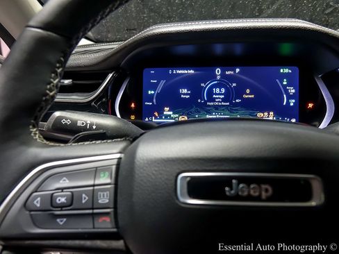 Used 2023 Jeep Grand Cherokee 4WD 4xe w/ MOPAR Finishing Package image 20