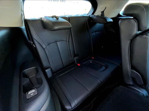 Used 2025 INFINITI QX60 Luxe image 28